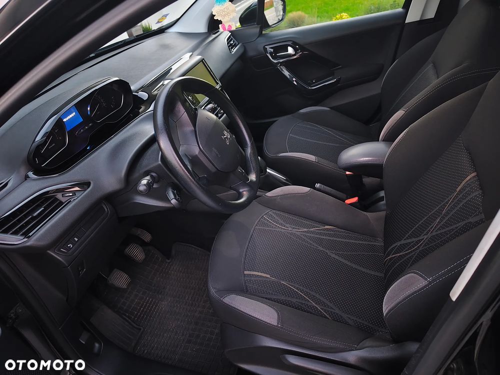 Peugeot 208 1.2 VTi Active Pack - 5