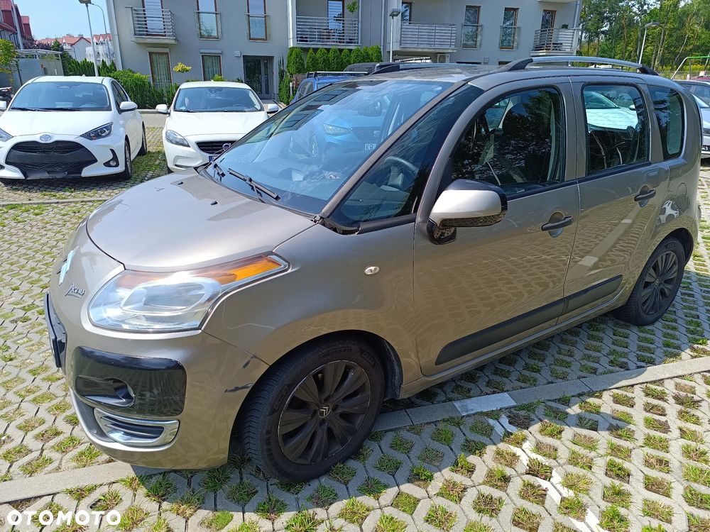 Citroën C3 Picasso 1.4i Attraction - 1