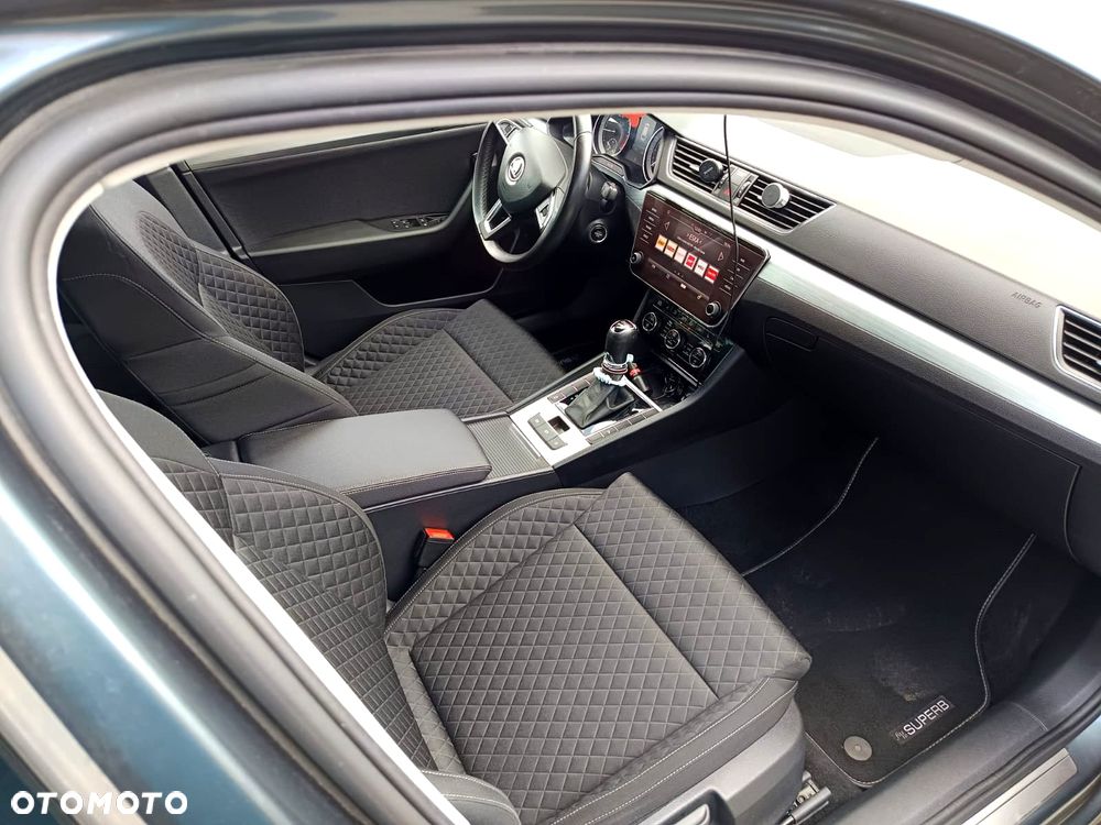 Skoda Superb 1.6 TDI Style DSG - 12