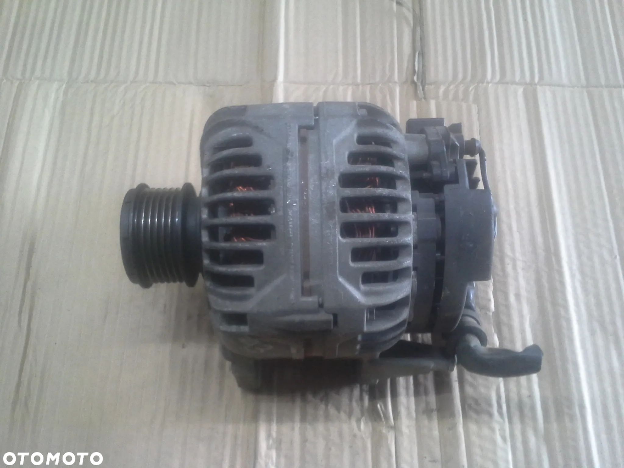 Alternator Audi A3 1.6 0124515010, 028903028E Bosch - 1