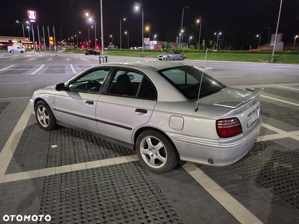 Honda Accord 1.8i ES - 9
