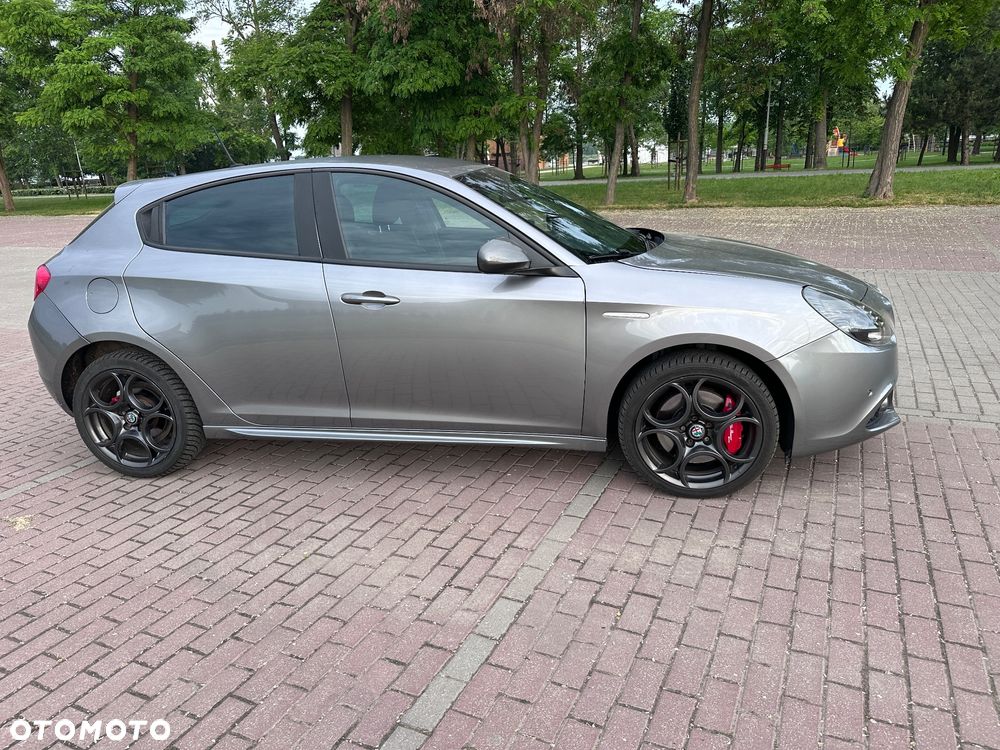 Alfa Romeo Giulietta 1.6 JTDM - 7