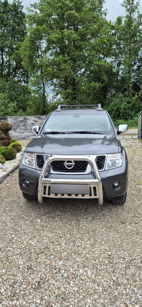 Nissan Navara 2.5 D LE Long EU5 - 8