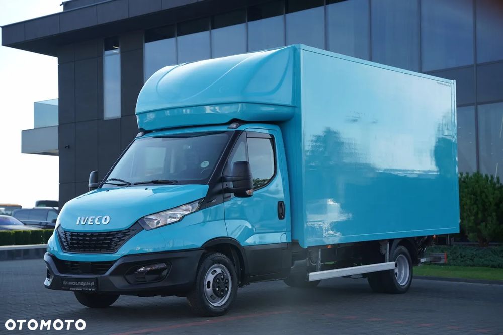 Iveco DAILY 35 - 160 / KONTENER - 4,3 M / IZOTERMA / WINDA DHOLLANDIA - 750 KG / BLIŹNIAK / SPROWADZONY / EURO 6 - 5