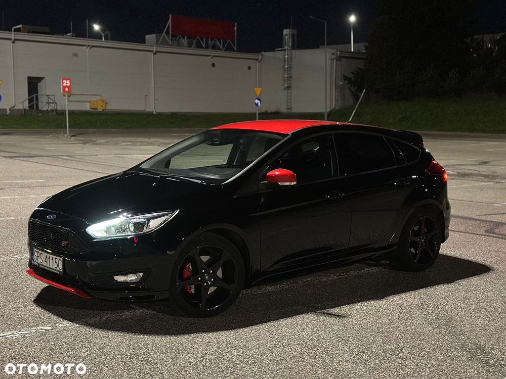 Ford Focus 1.5 EcoBoost STart-Stopp-System ST-LINE - 4