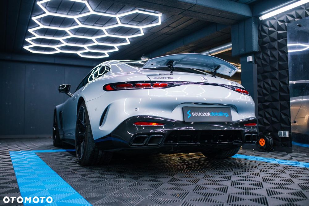 Mercedes-Benz AMG GT - 21