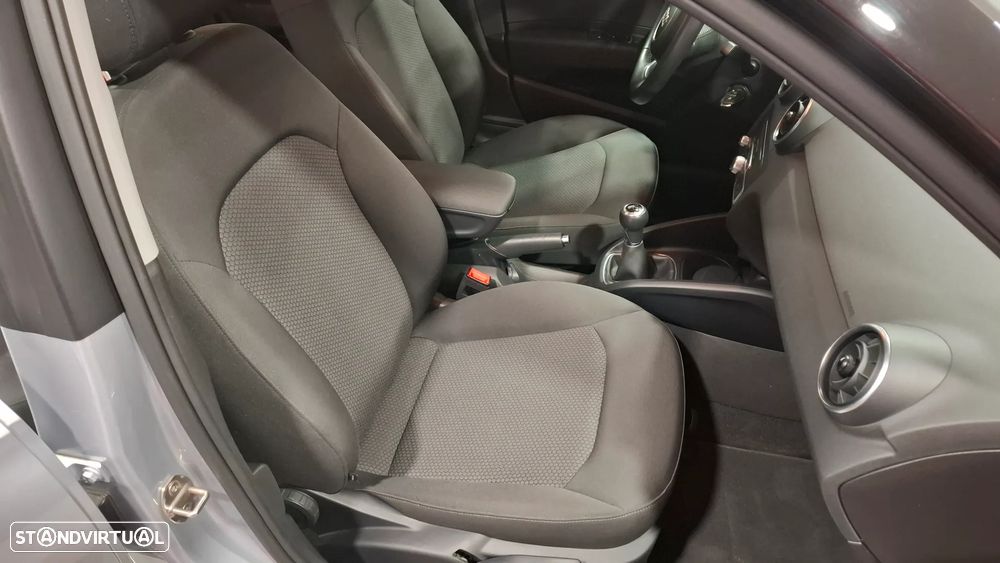 Audi A1 Sportback 1.0 TFSI Design - 23