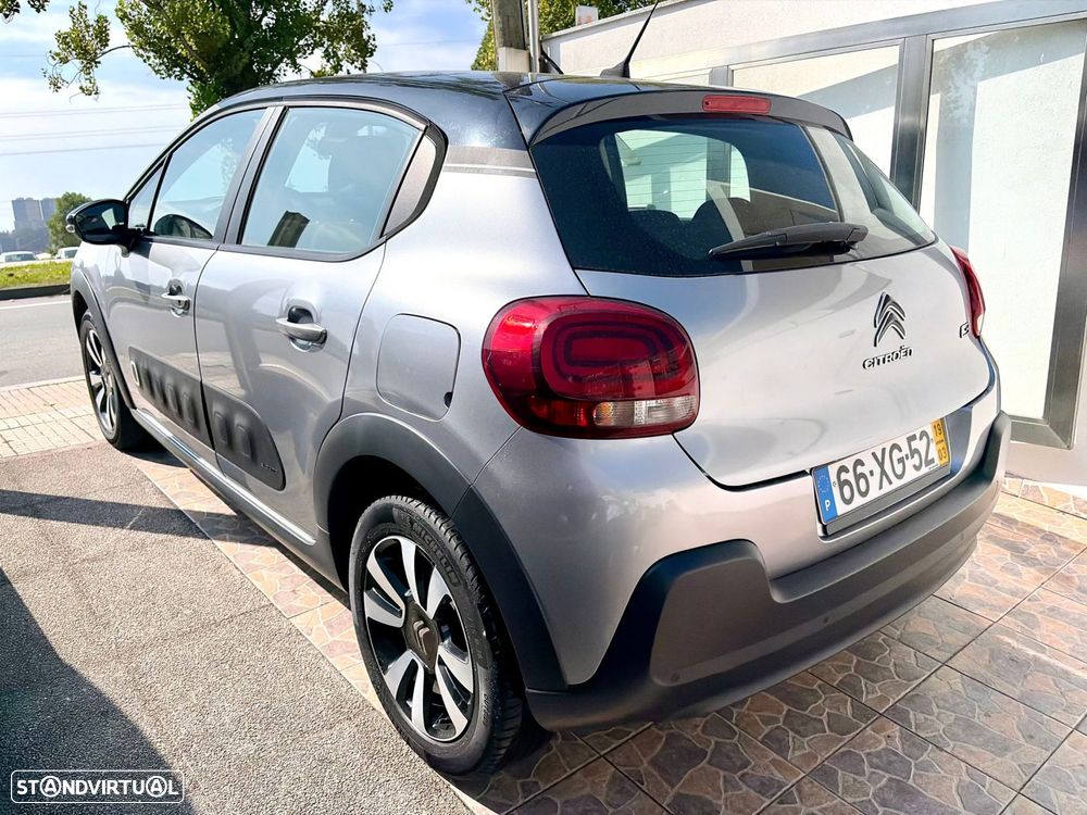 Citroën C3 1.2 PureTech Shine - 2