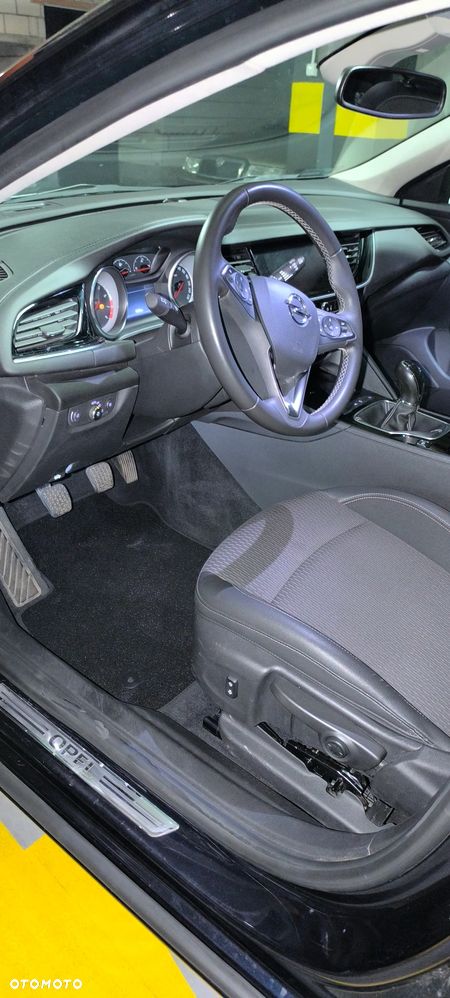 Opel Insignia 1.5 T Elite S&S - 9