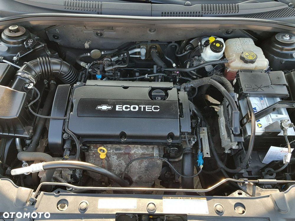 Chevrolet Cruze 1.6 LS - 18