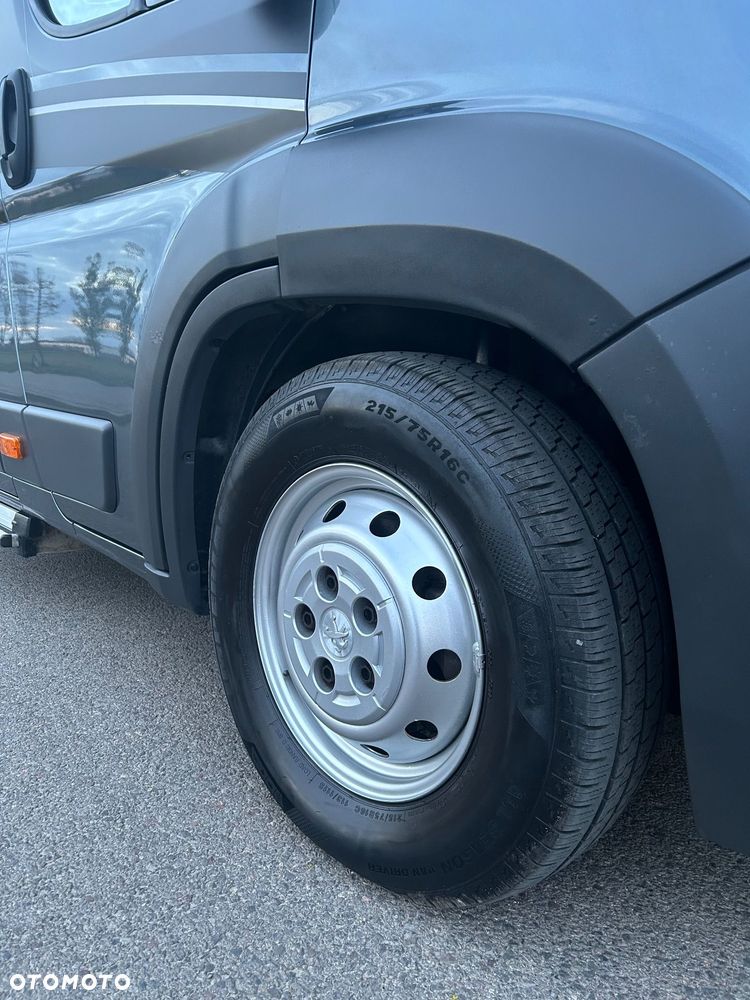 Peugeot Boxer 335 - 4