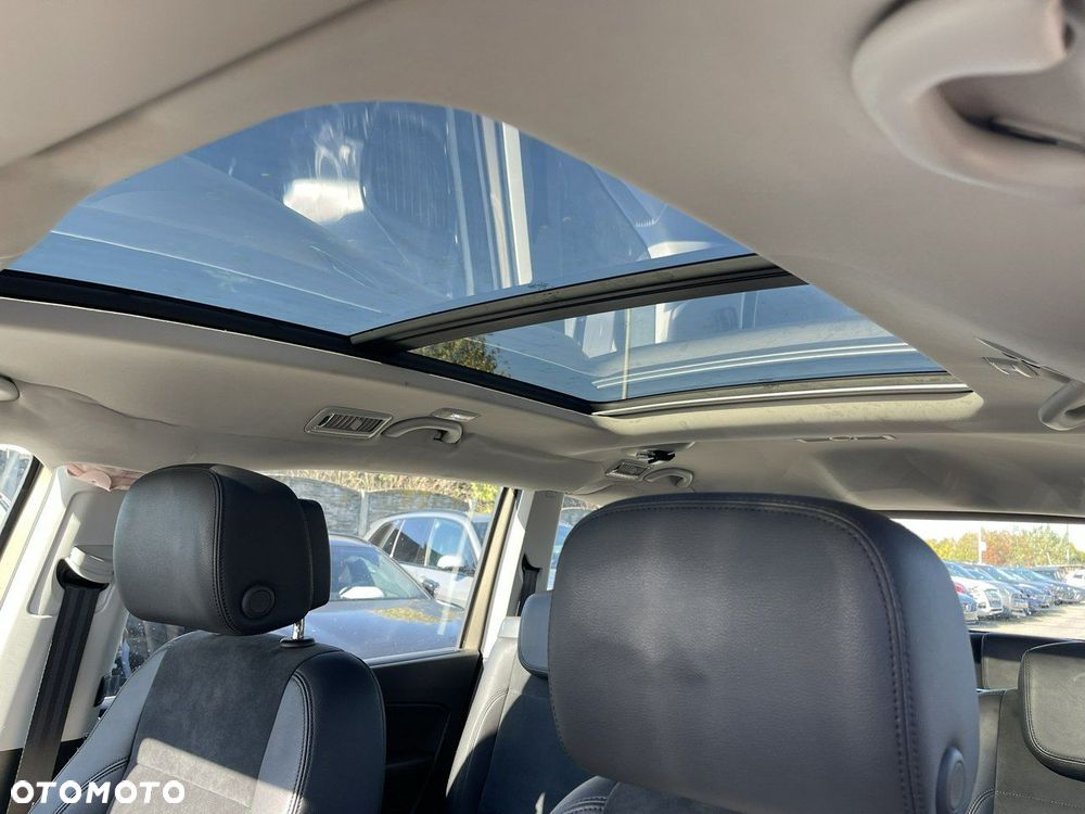 Volkswagen Sharan 2.0 TDI (BlueMotion Technology) Trendline - 10