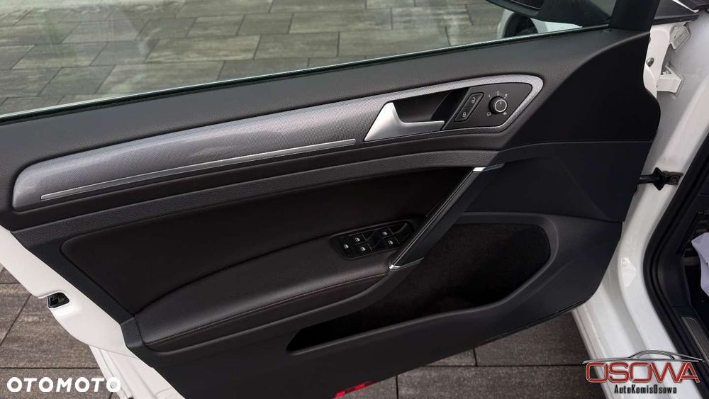 Volkswagen Golf Variant 2.0 TDI SCR DSG R-Line - 31