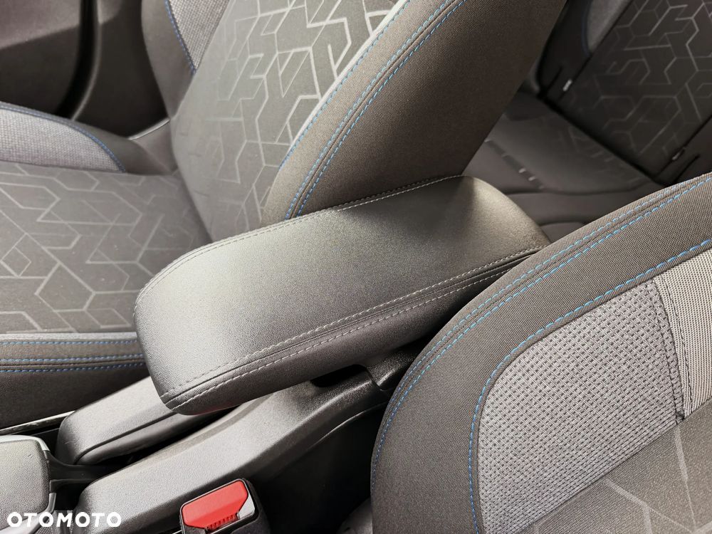 Peugeot 2008 PureTech 130 Stop&Start EAT6 Allure - 33