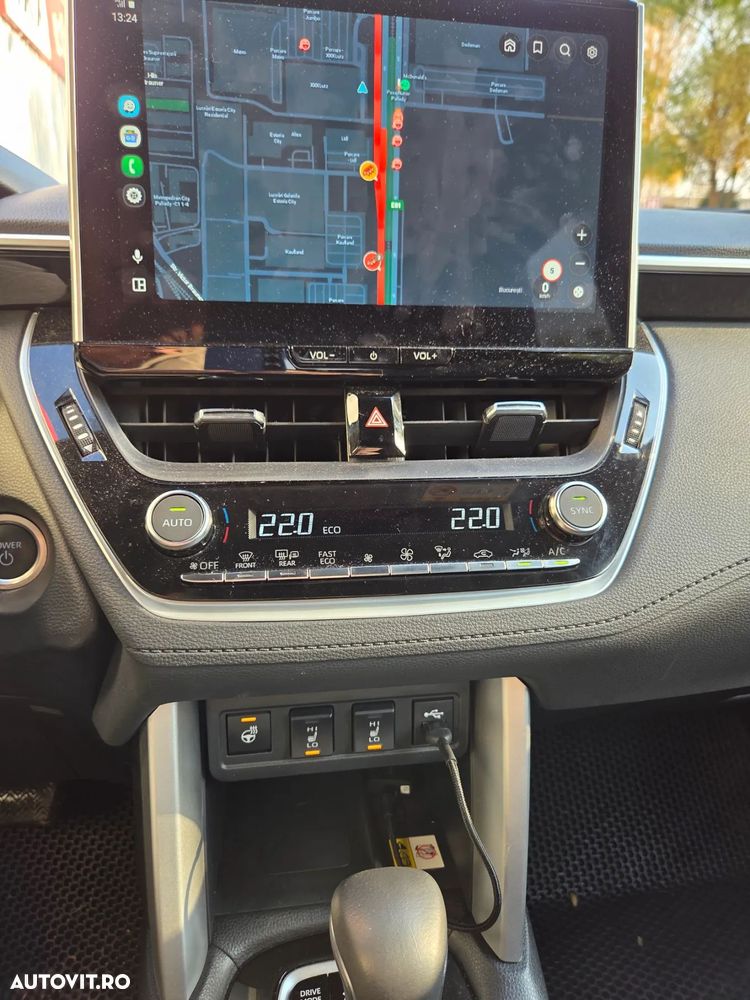 Toyota Corolla Cross - 26