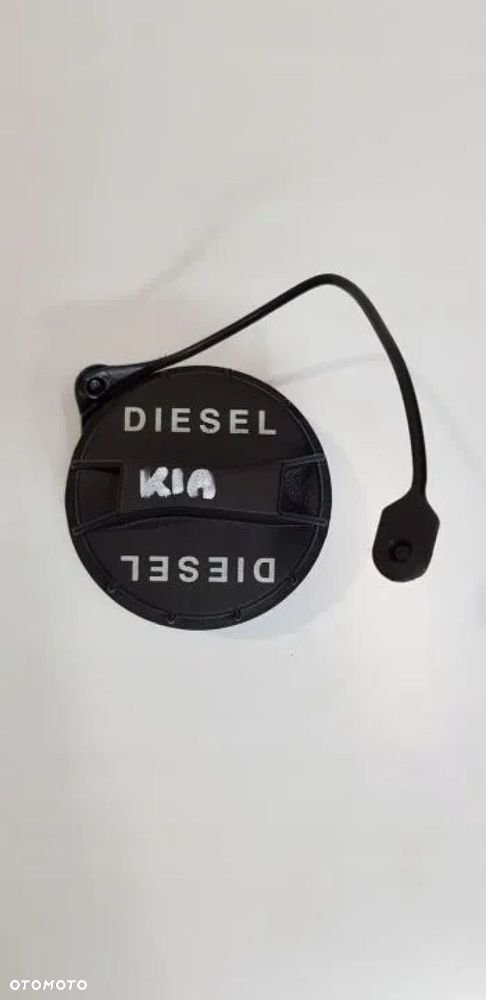 KOREK WLEWU PALIWA DIESEL KIA CEED II CRDI - 2