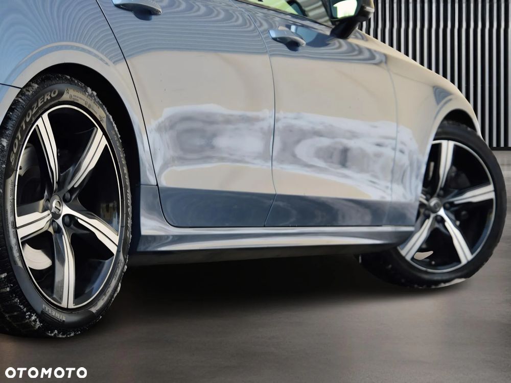 Volvo S90 T5 R-Design - 9