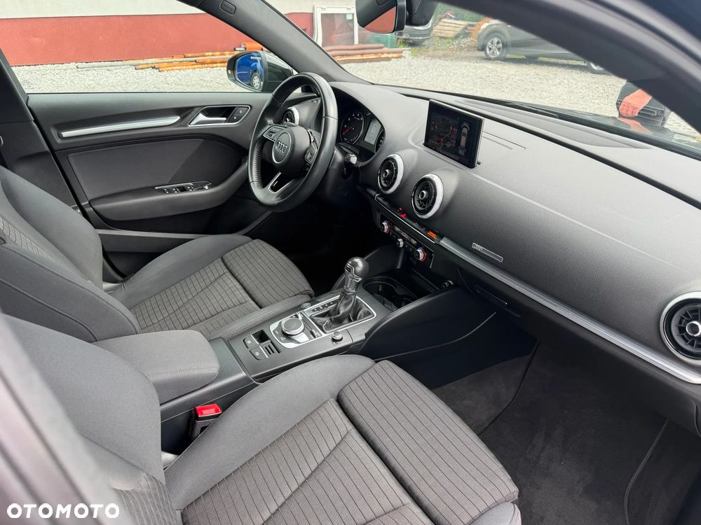 Audi A3 Sportback 30 TFSI S tronic sport - 36