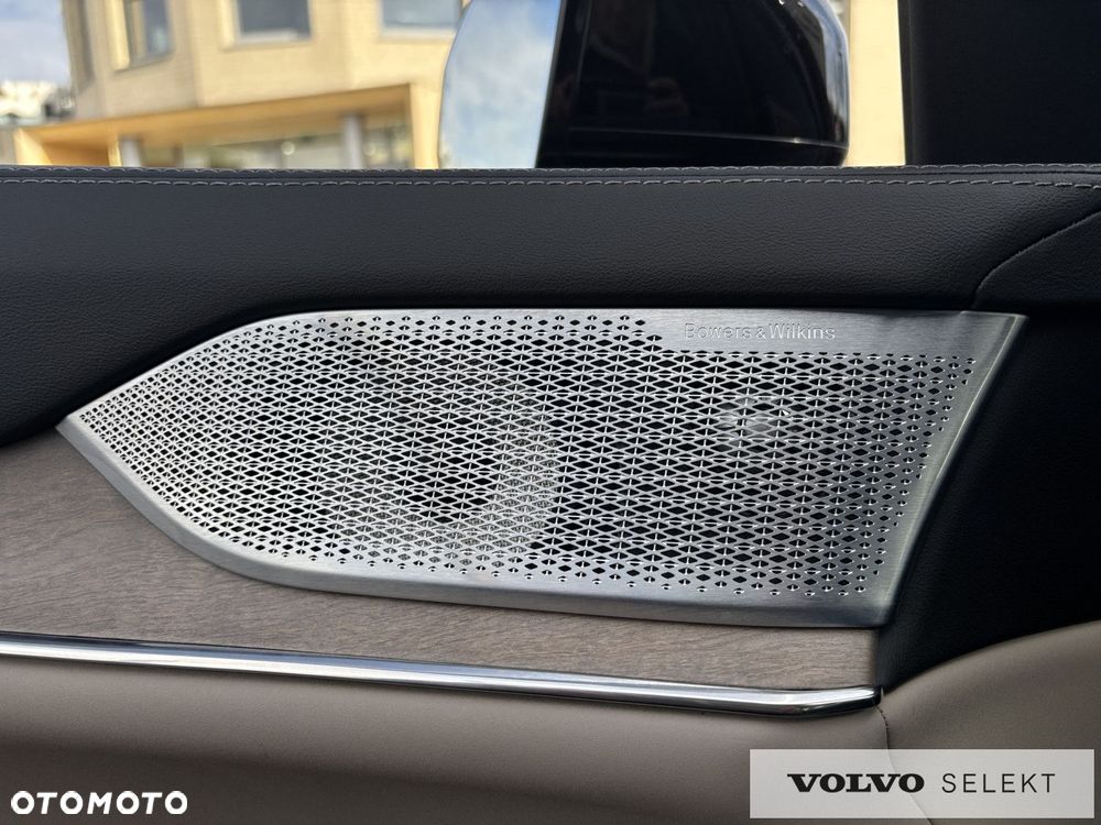 Volvo EX90 - 17