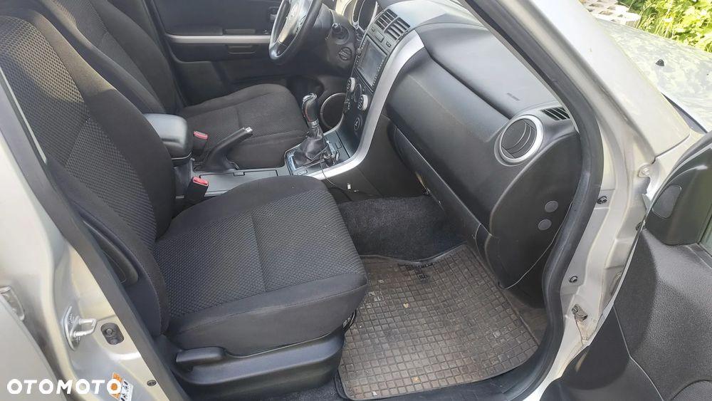 Suzuki Grand Vitara - 9