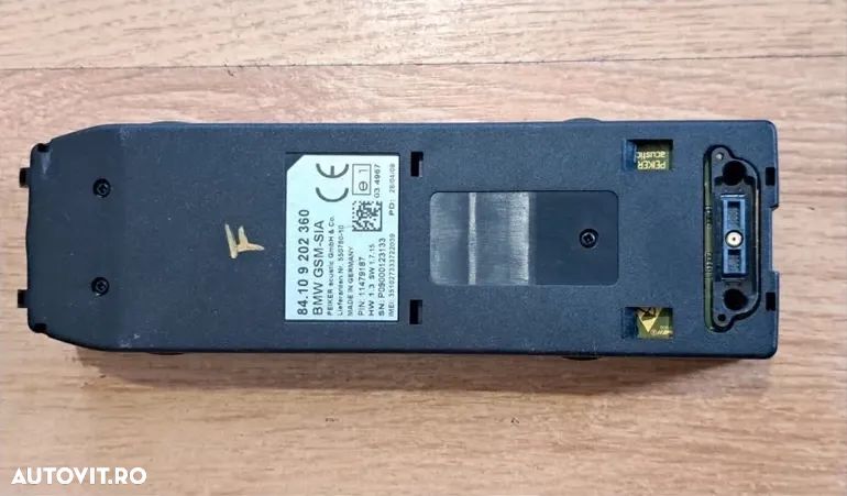 Adaptor snap-in bluetooth GSM-SIA router care genereaza internet in interiorul masinii - 2