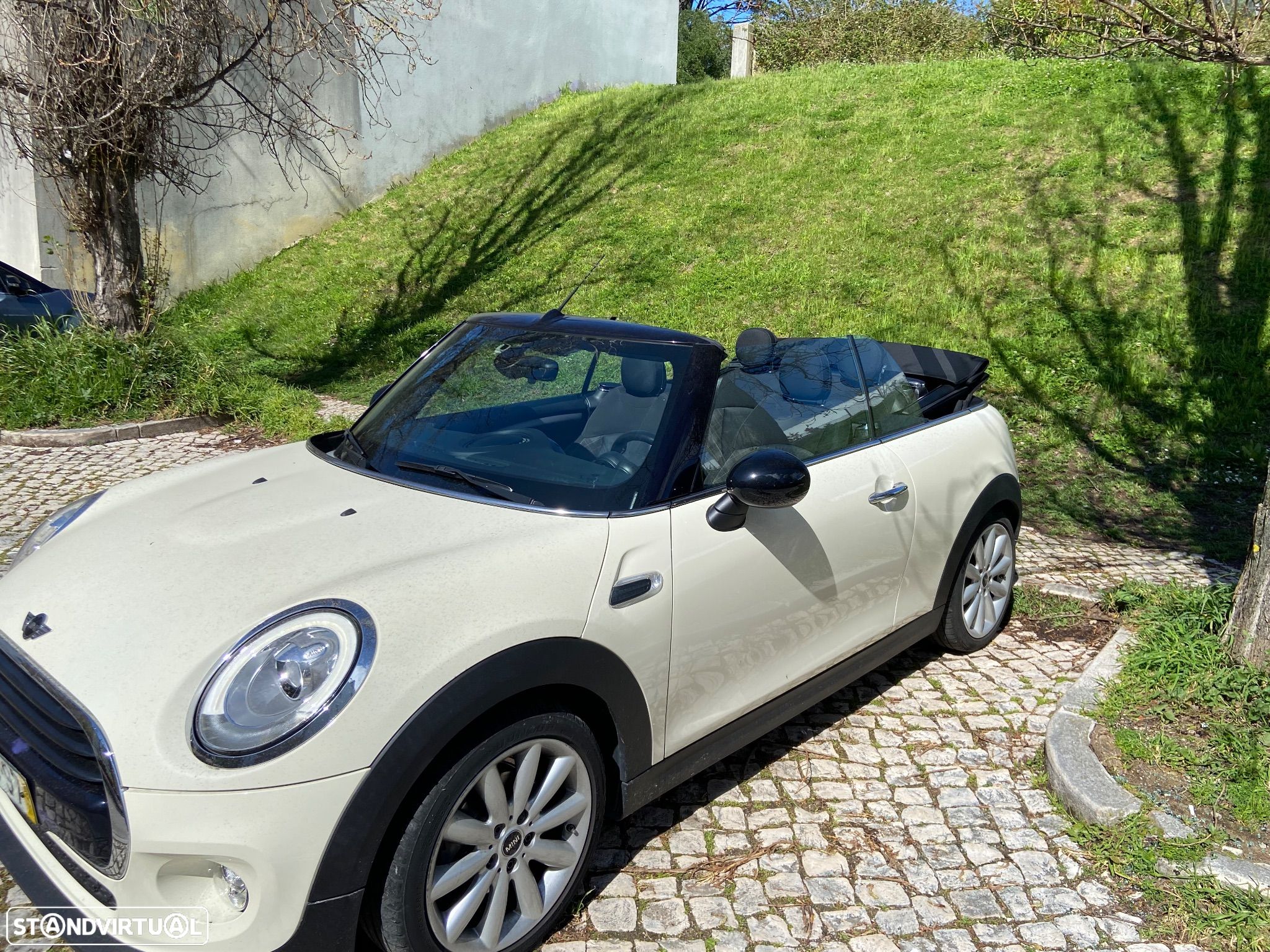 MINI Cabrio Cooper D Auto - 1