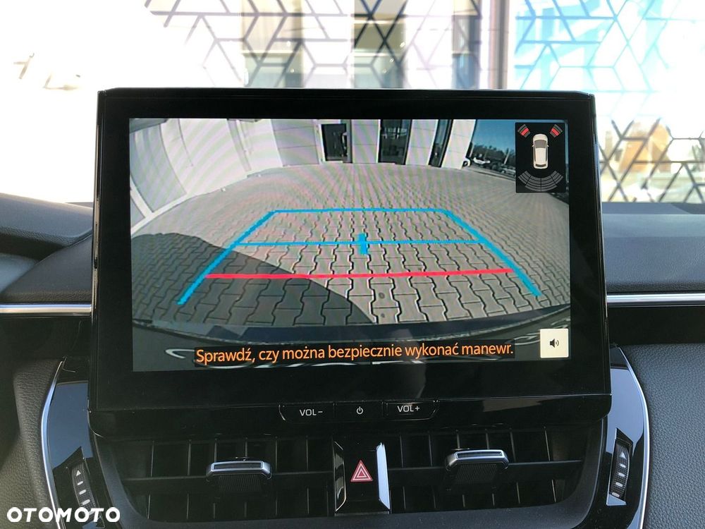 Toyota Corolla 2.0 Hybrid GR Sport Dynamic - 22