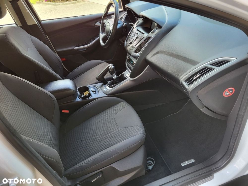 Ford Focus - 28