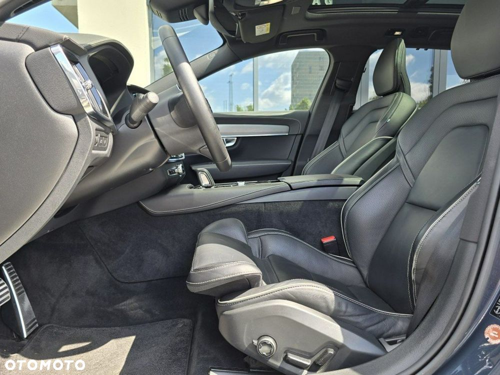 Volvo V90 - 11