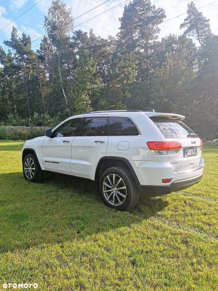 Jeep Grand Cherokee - 8