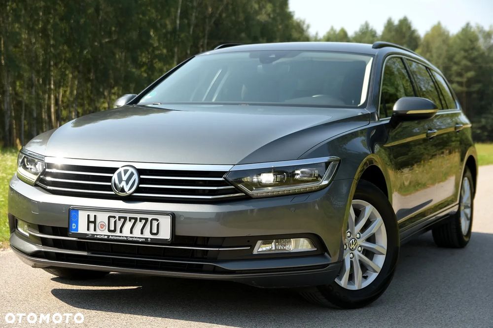 Volkswagen Passat - 11