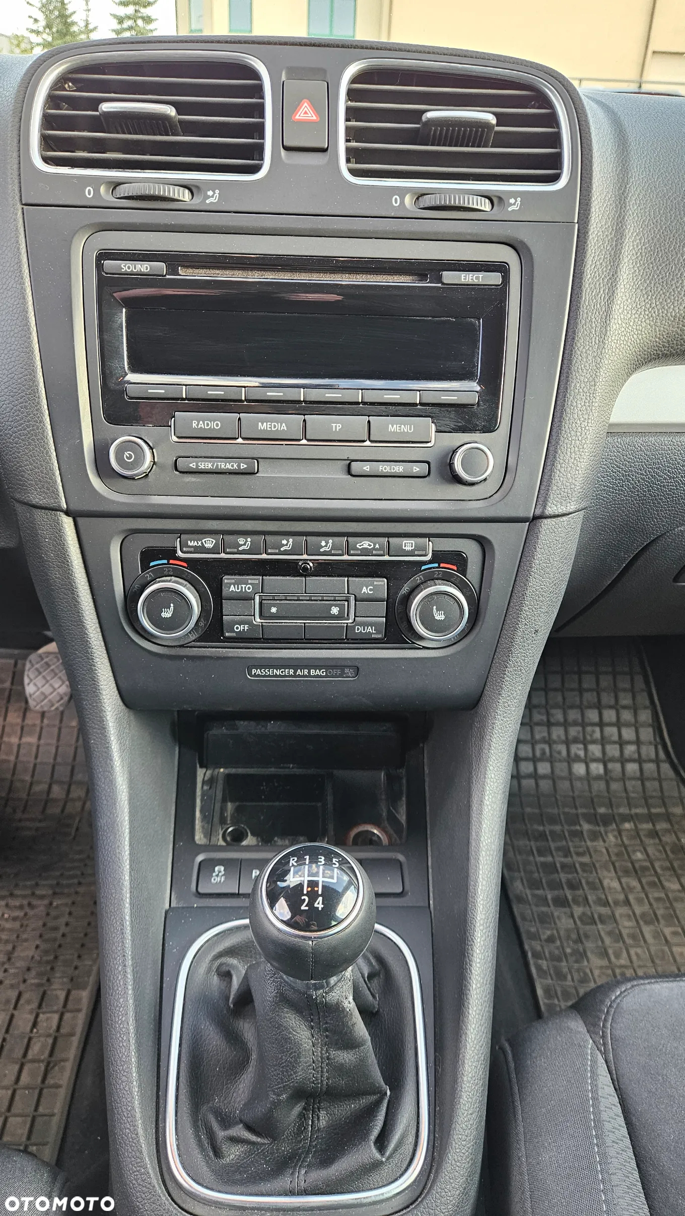Volkswagen Golf VI 1.6 TDI Highline - 7