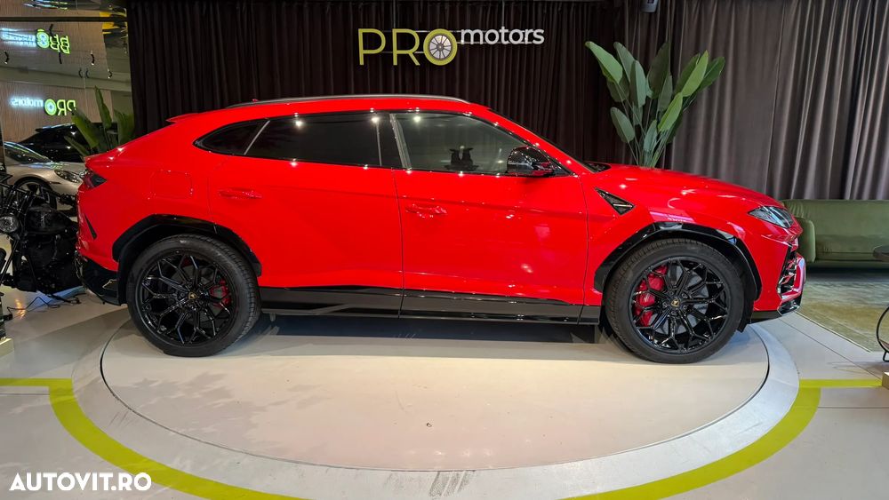 Lamborghini URUS - 4