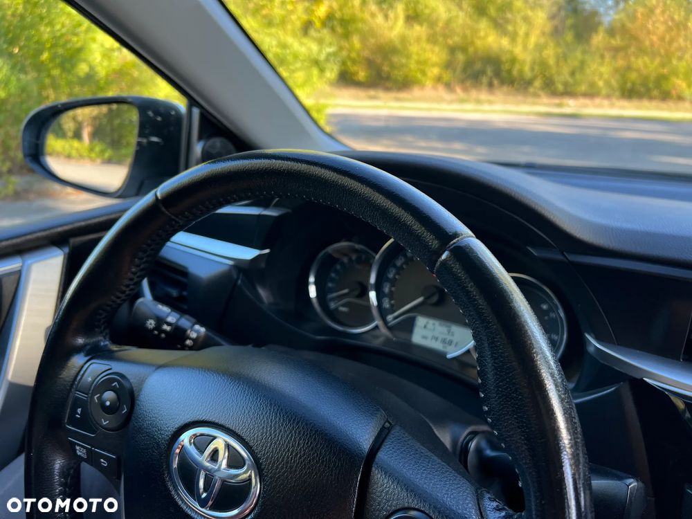 Toyota Corolla 1.6 Premium EU6 - 23