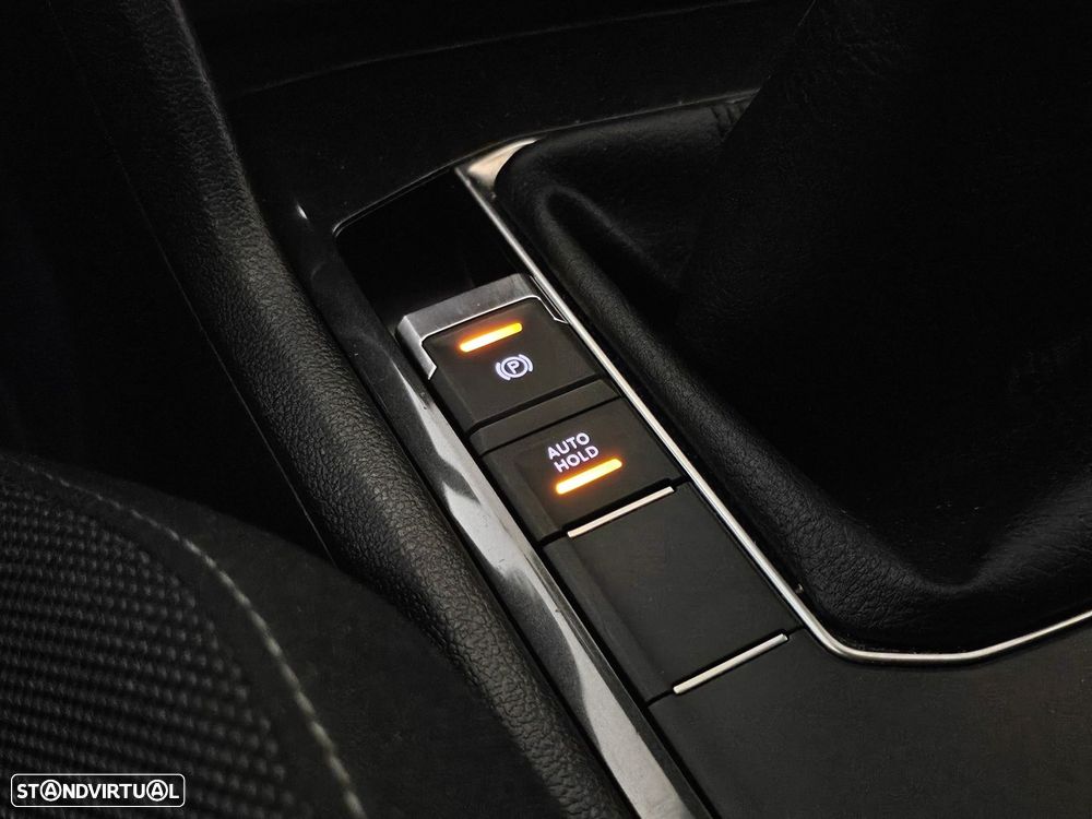 VW Tiguan 2.0 TDI Highline - 25