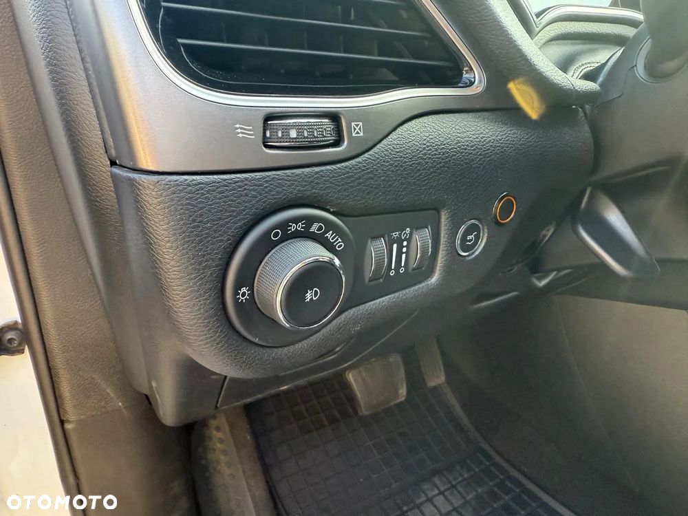 Jeep Cherokee 3.2 V6 Pentastar Active Drive I Automatik Limited - 15
