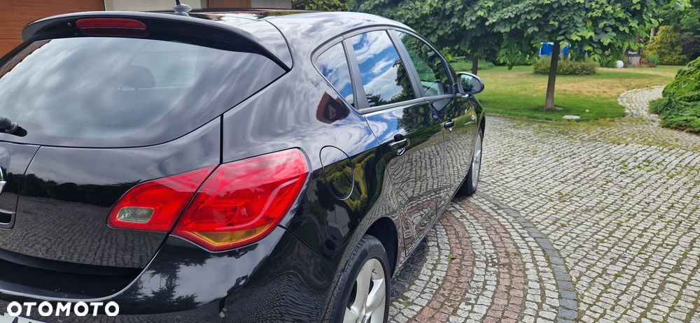 Opel Astra 1.4 Turbo ENERGY - 11