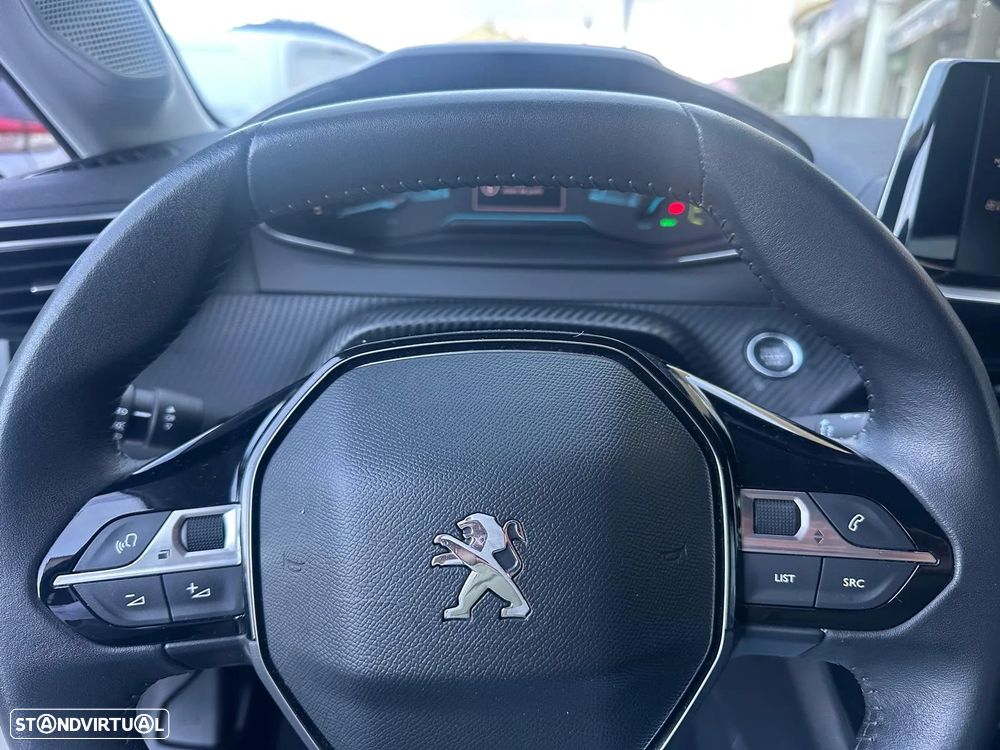 Peugeot e-208 Active Pack - 12