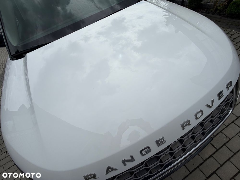 Land Rover Range Rover Evoque 2.0 D150 mHEV R-Dynamic HSE - 12