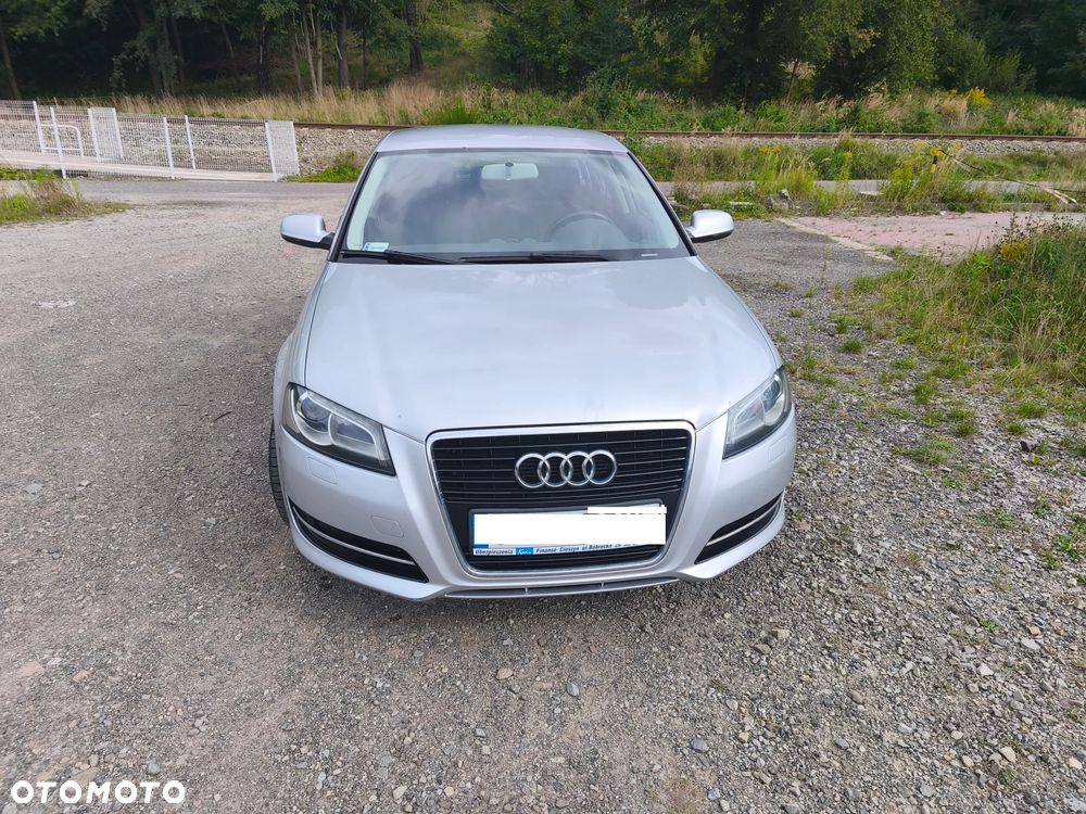 Audi A3 Sportback 1.6 TDI DPF Attraction - 10
