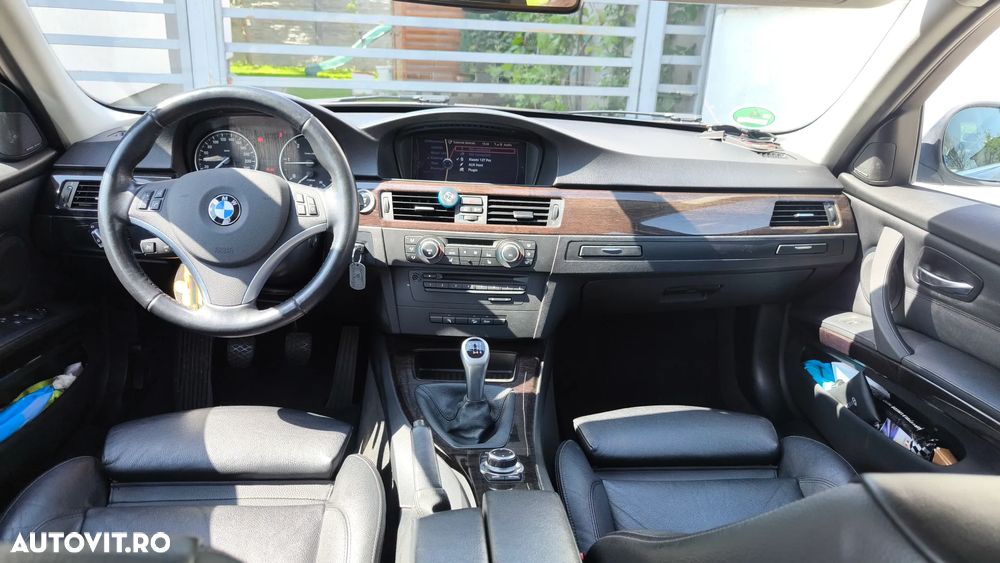 BMW Seria 3 320d xDrive DPF Edition Lifestyle - 5