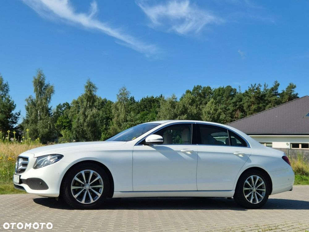 Mercedes-Benz Klasa E 220 d Business Edition 9G-TRONIC - 13