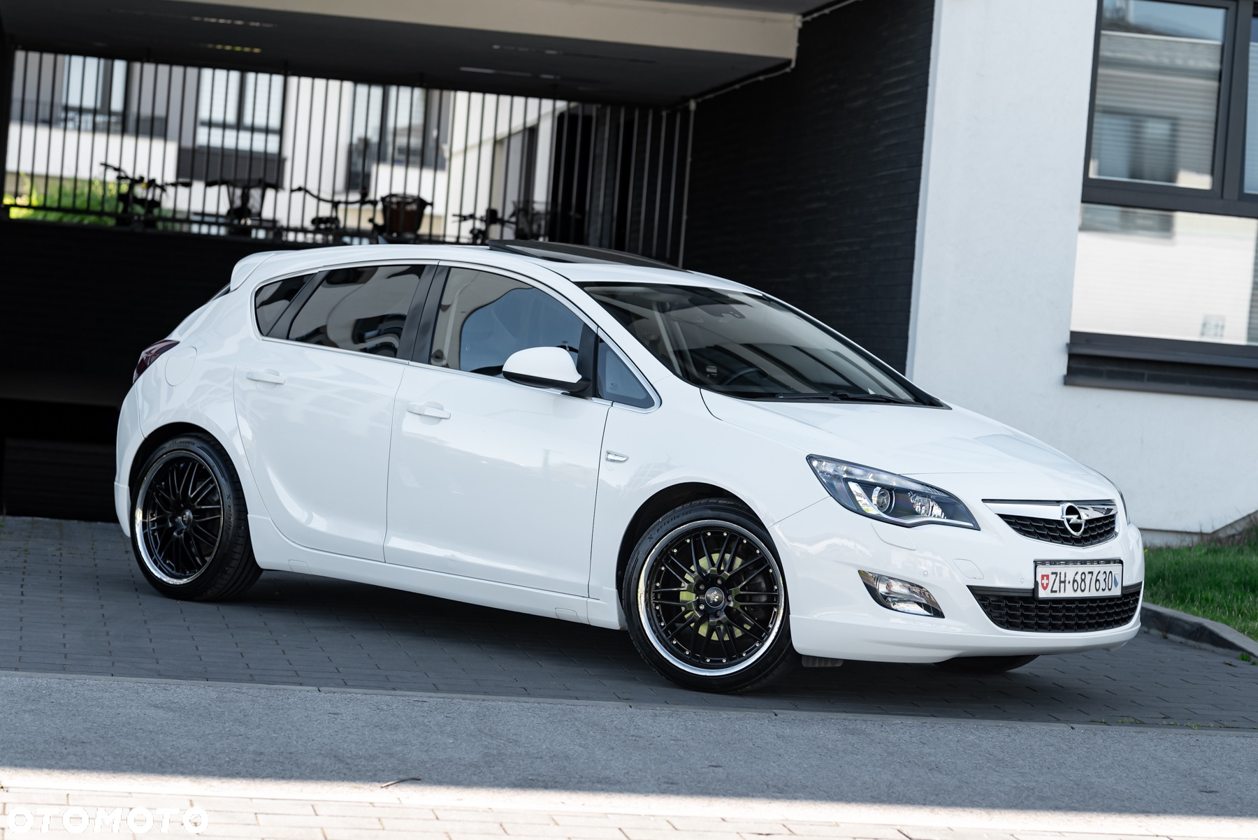 Opel Astra 1.6 Turbo Sport - 3