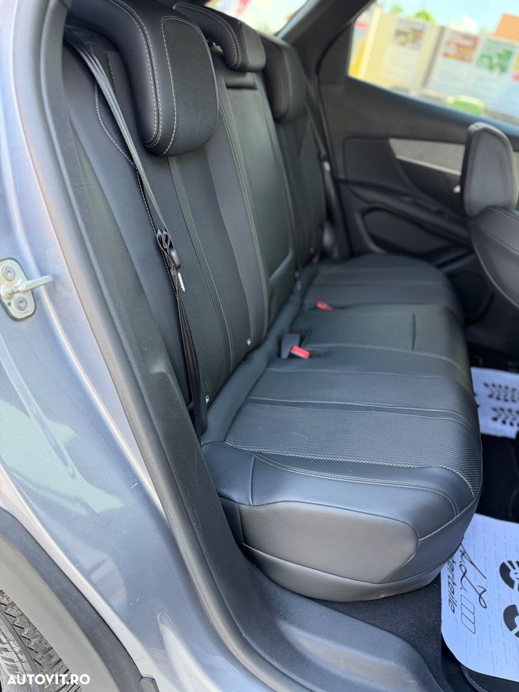 Peugeot 3008 PHEV 300 EAT8 4X4 GT - 14