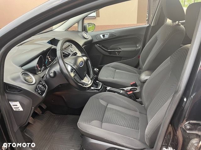Ford Fiesta - 13