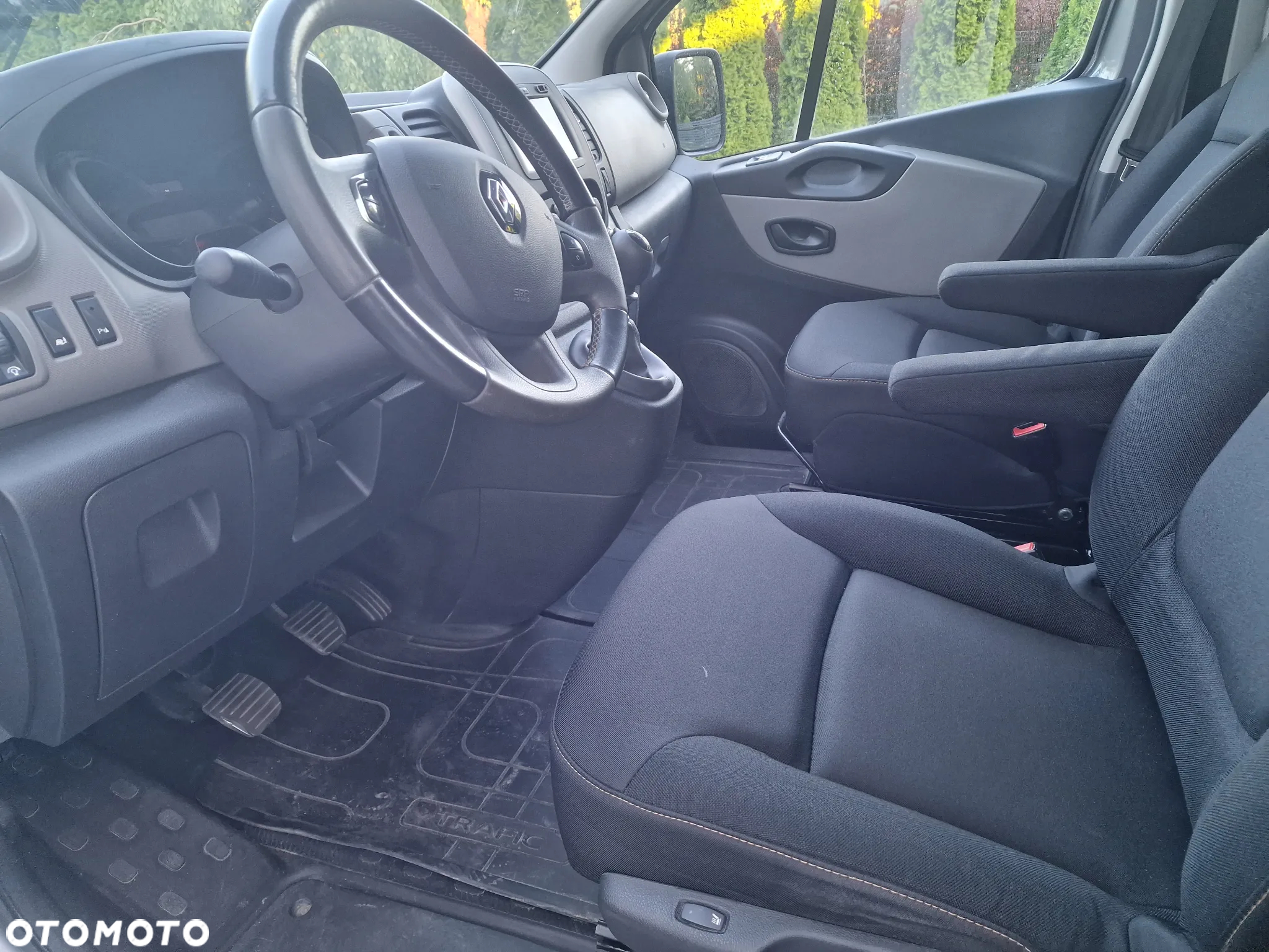 Renault Trafic ENERGY 1.6 dCi 120 Start &St Grand Combi L2H1 Expression - 11