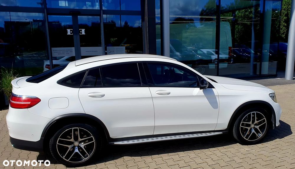 Mercedes-Benz GLC 250 Coupe 4Matic 9G-TRONIC - 21