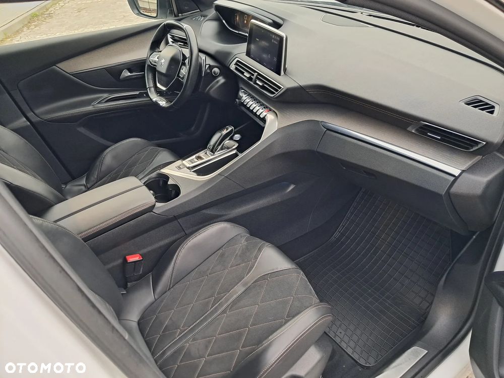 Peugeot 5008 BlueHDi 180 EAT8 GT - 10