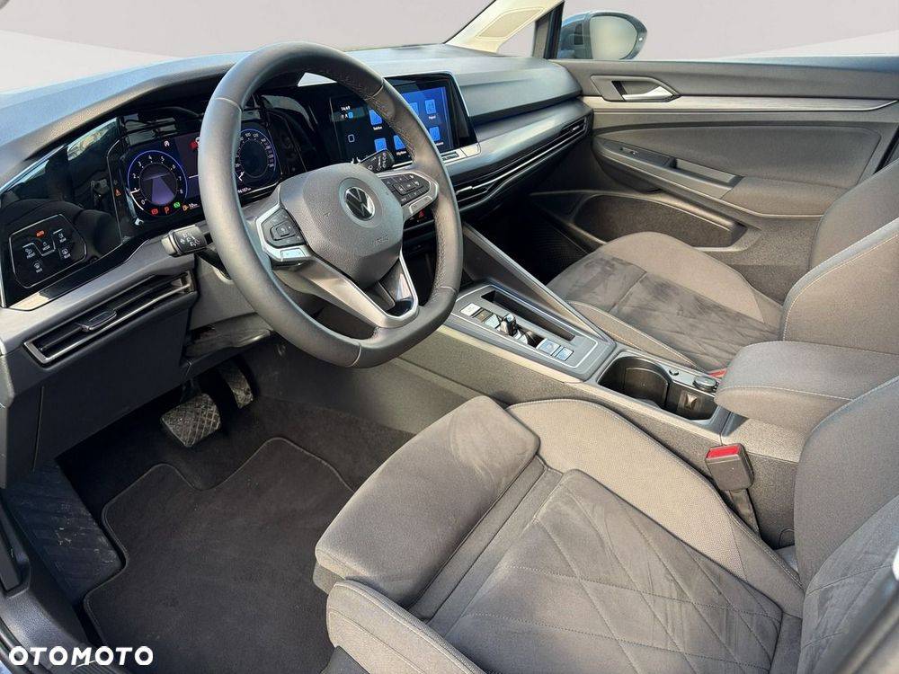 Volkswagen Golf 1.5 eTSI EVO Style DSG - 8