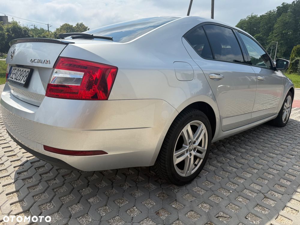 Skoda Octavia 1.6 TDI Ambition - 4